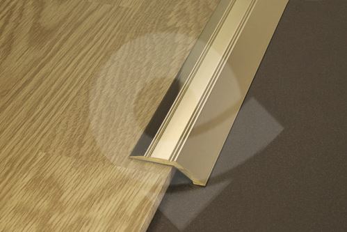 Náběhová lišta Profilpas samolepící 8 mm zlatá 0,9 m