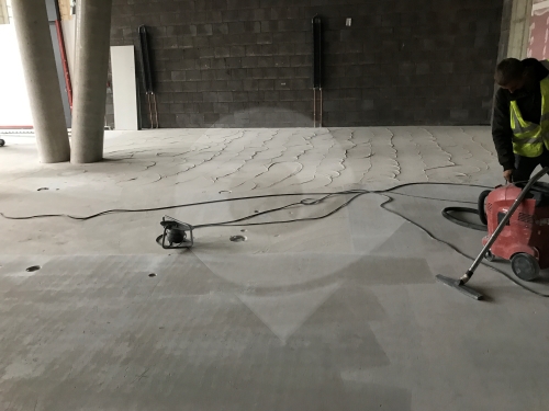 Broušení betonové podlahy cemflow, cena práce za m2