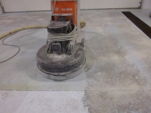Broušení betonové podlahy (cemflow), cena práce za m2