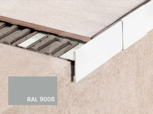 Balkonová T lišta bez okapničky Profilpas Protec CPEV hliník šedý kovový RAL 9006 45x12,5x2,7m