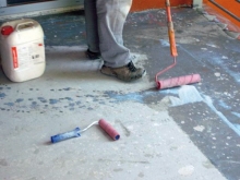 Aplikace disperzní penetrace na podlahu, cena práce za m2 bez materiálu